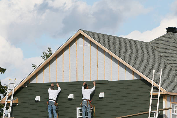Professional Emergency Siding Repair technician working in Quinton, VA